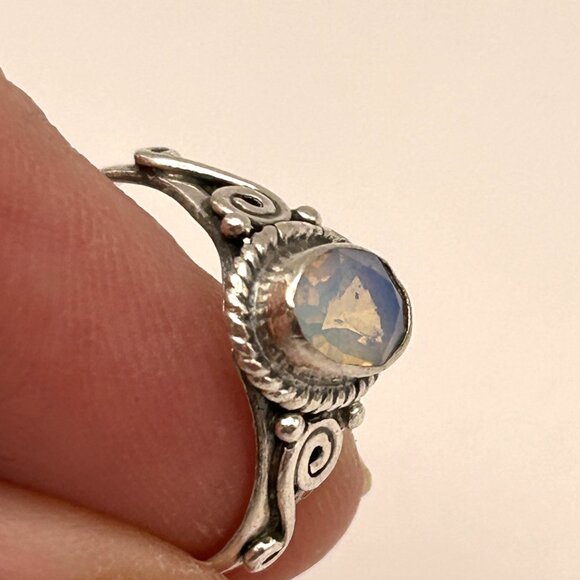 Sterling Silver 925 Rainbow Stone Ring Size 5.5 Artisan Scroll Design - Picture 4 of 13